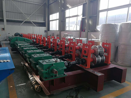 high quanlity guardrail machine