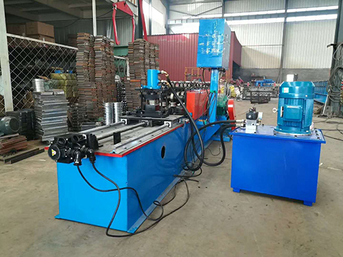 high speed stud forming machine